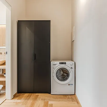 Ada Alfani Boutique - 5 Min Duomo Apartment