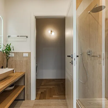 Ada Alfani Boutique - 5 Min Duomo Apartment