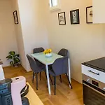 Apartament La Casa Di Emmy *